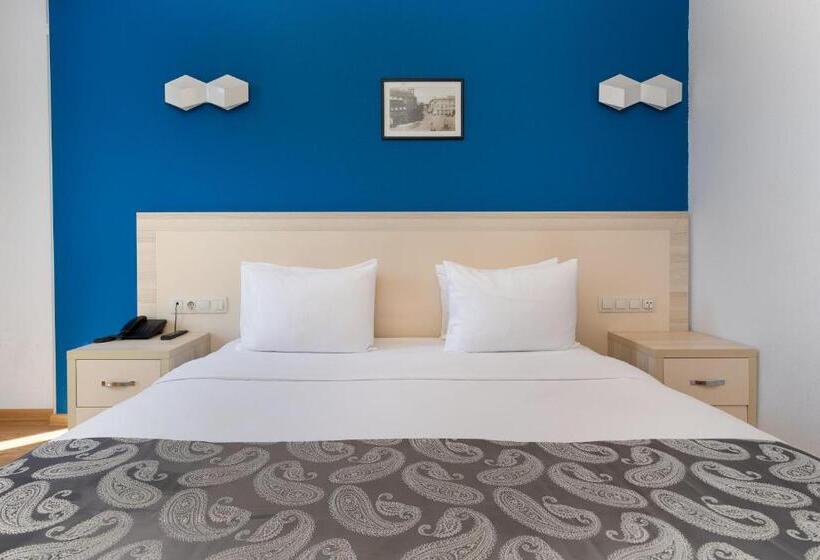 Семейный Номер, Iveria Inn