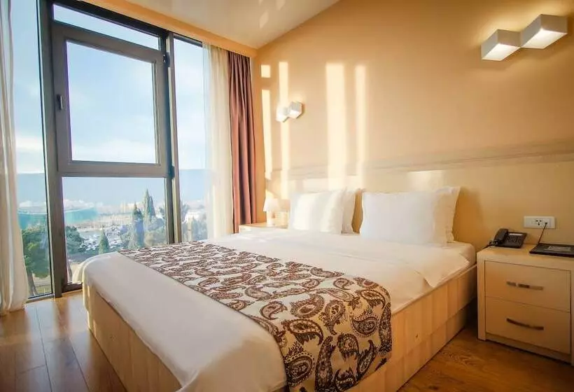 اتاق استاندارد, Iveria Inn