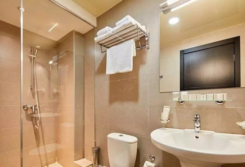 اتاق استاندارد, Iveria Inn