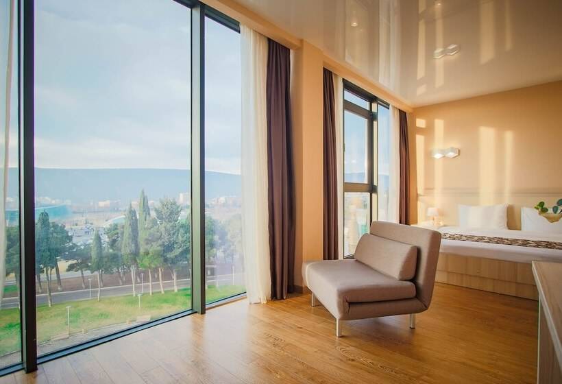 Номер Deluxe, Iveria Inn