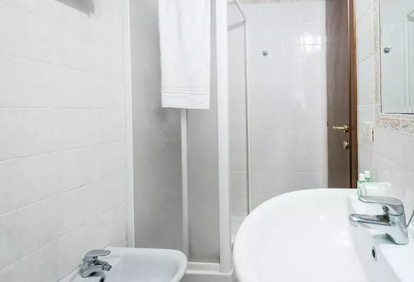اتاق عادی یک تخته, La Villetta