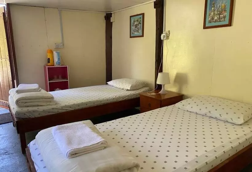 Economy-huone, Mile 36 Lodge