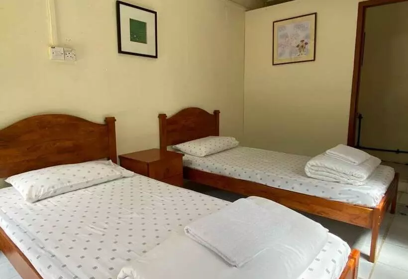 Economy-huone, Mile 36 Lodge