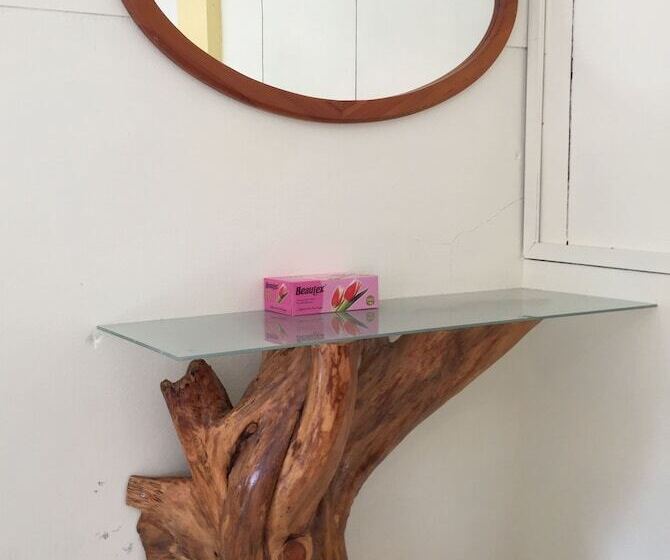 غرفة ديلوكس مطلّة علي الحديقة, Mile 36 Lodge