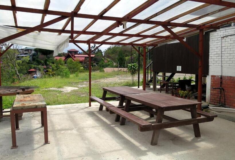 بنجلو قياسى غرفتين نوم, Mile 36 Lodge