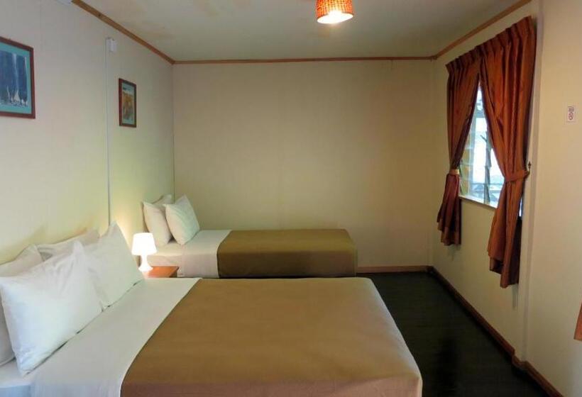 Студио Стандарт с Балконом, Mile 36 Lodge