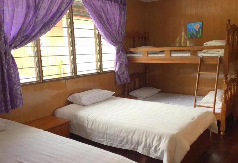 كابينة, Mile 36 Lodge