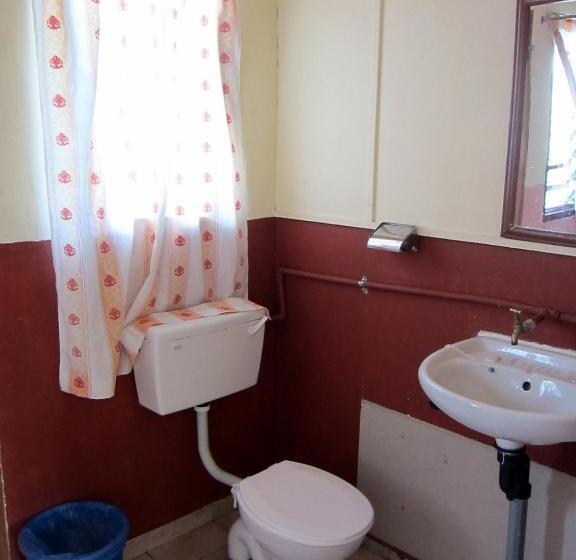 منزل غرفة نوم واحدة, Mile 36 Lodge