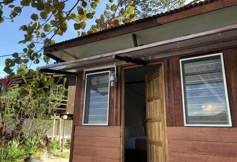 غرفة ديلوكس مطلة على الجبل, Mile 36 Lodge