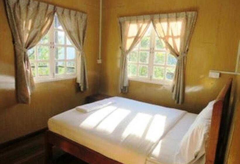 بنجلو قياسى غرفتين نوم, Mile 36 Lodge