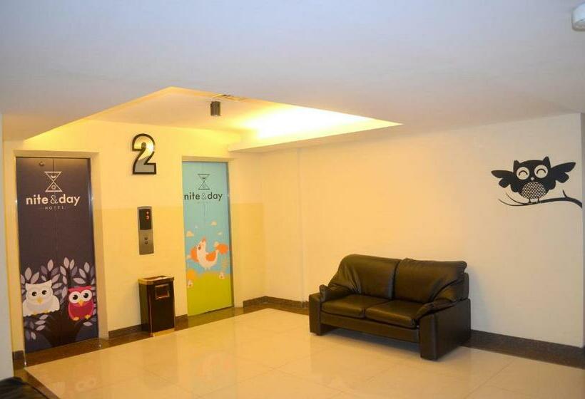 חדר סופריור, World Hotel Jakarta   Bandengan