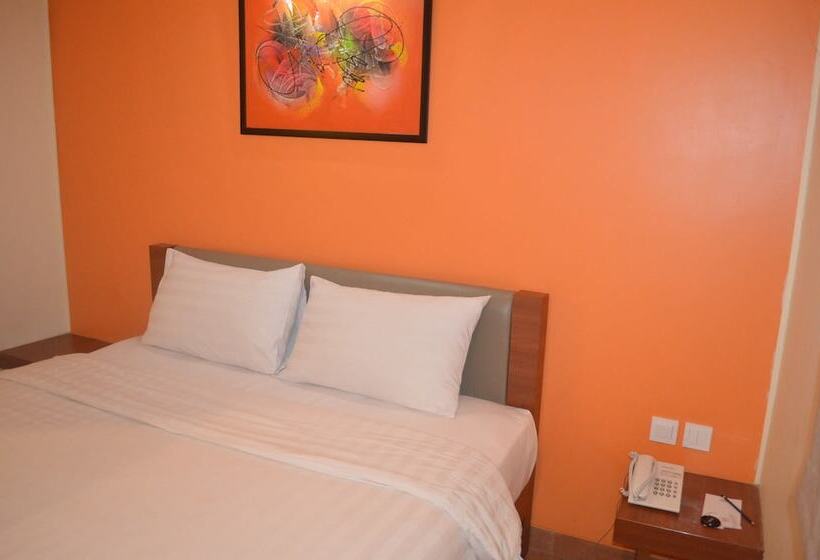 חדר סופריור, World Hotel Jakarta   Bandengan