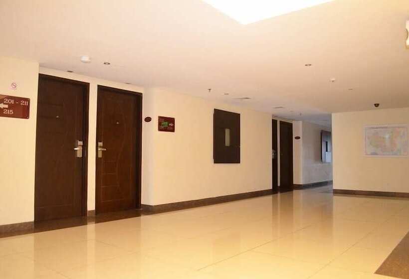 חדר דלוקס, World Hotel Jakarta   Bandengan