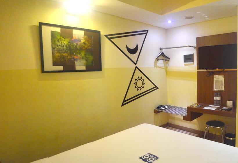 חדר סופריור, World Hotel Jakarta   Bandengan