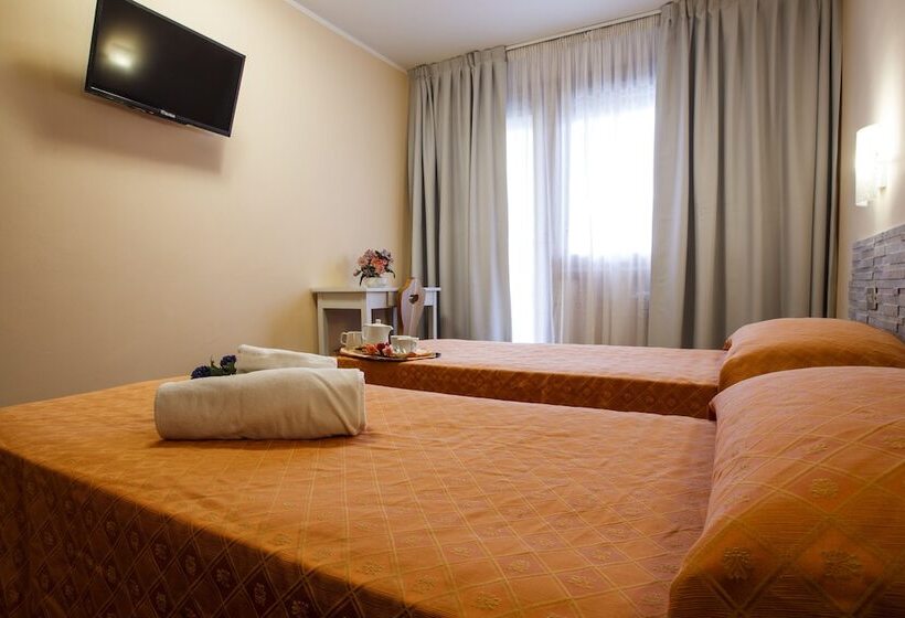 スタンダード４人部屋, Olimpic