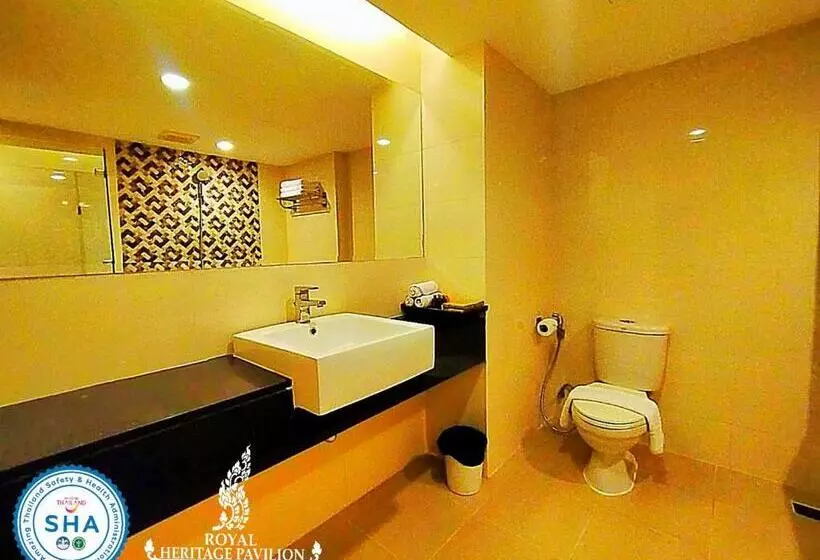 Standard Kolmen Hengen Huone, Royal Heritage Pavilion Jomtien