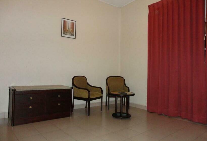 غرفة ديلوكس, Shalimar