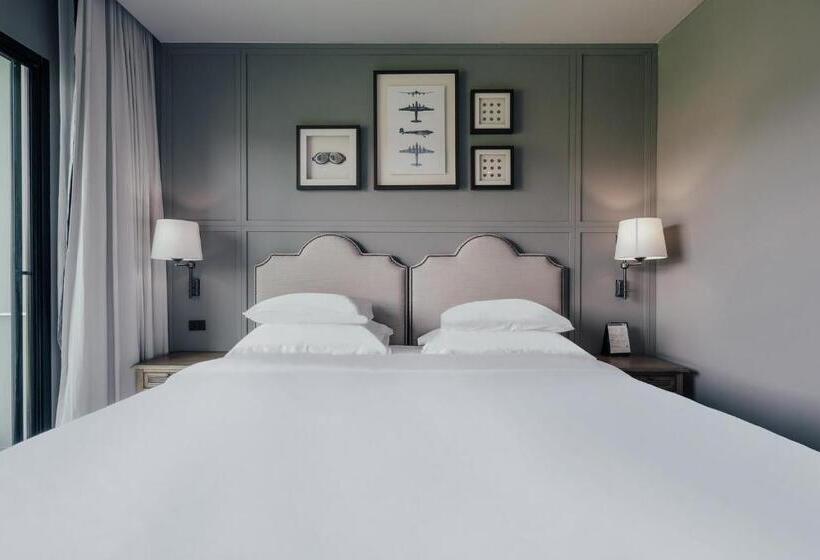 Номер Deluxe Вид на Бассейн, Sugar Marina Hotel Aviator Phuket Airport Sha Extra Plus