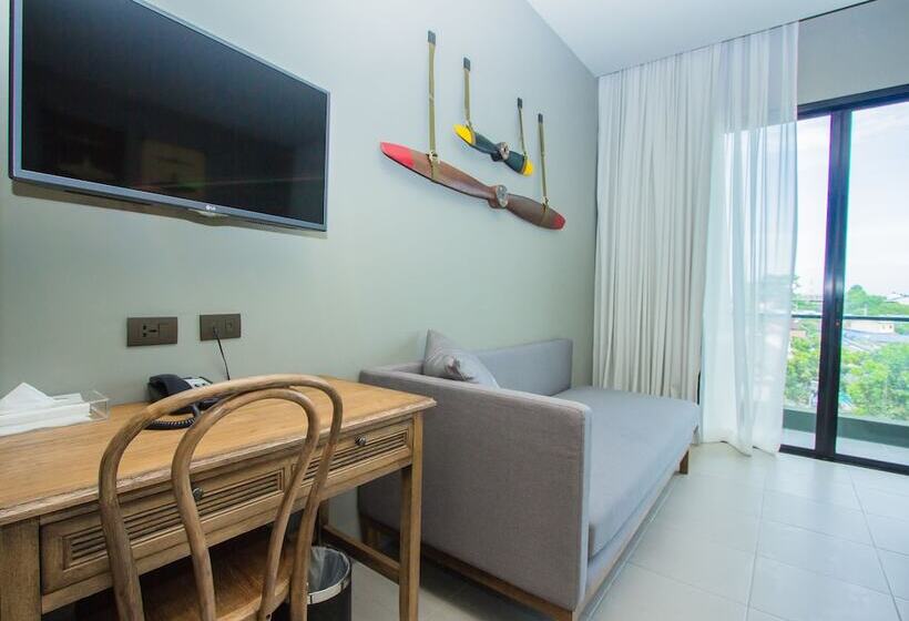 Номер Deluxe, Sugar Marina Hotel Aviator Phuket Airport Sha Extra Plus