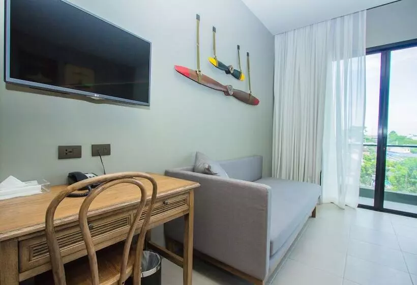 デラックスルーム, Sugar Marina Hotel  Aviator  Phuket Airport