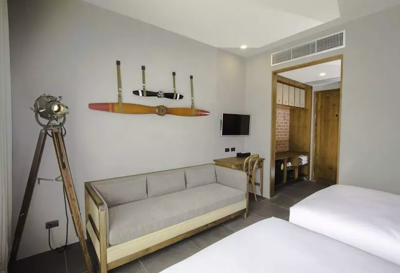 デラックスルーム, Sugar Marina Hotel  Aviator  Phuket Airport
