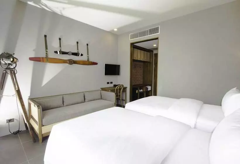 デラックスルーム, Sugar Marina Hotel  Aviator  Phuket Airport