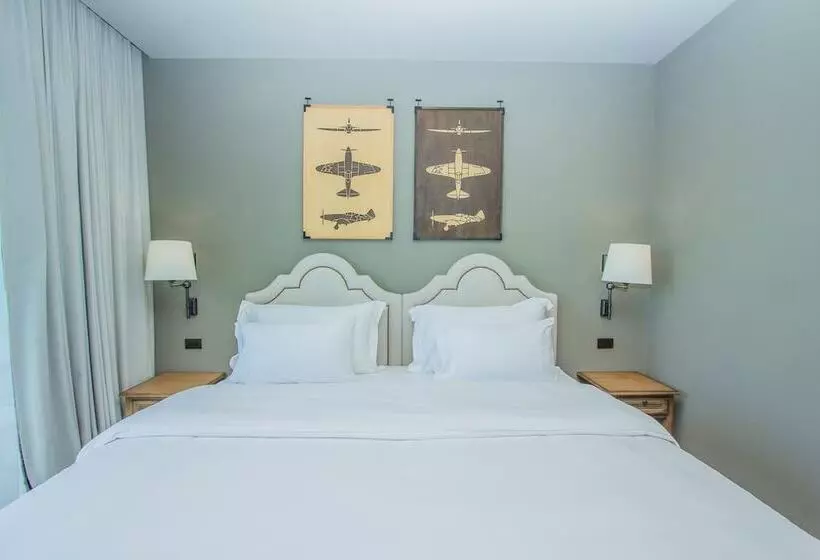 プールの見えるデラックスルーム, Sugar Marina Hotel  Aviator  Phuket Airport