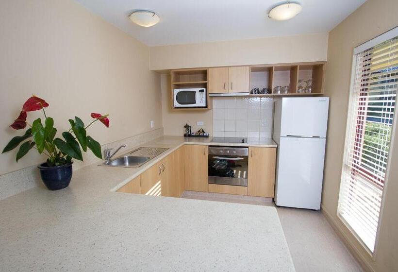 两卧行政公寓, Alhambra Oaks Motor Lodge