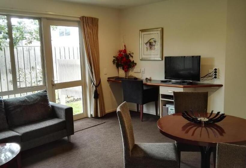Апартаменты 2 Спальни, Cedar Grove Motor Lodge