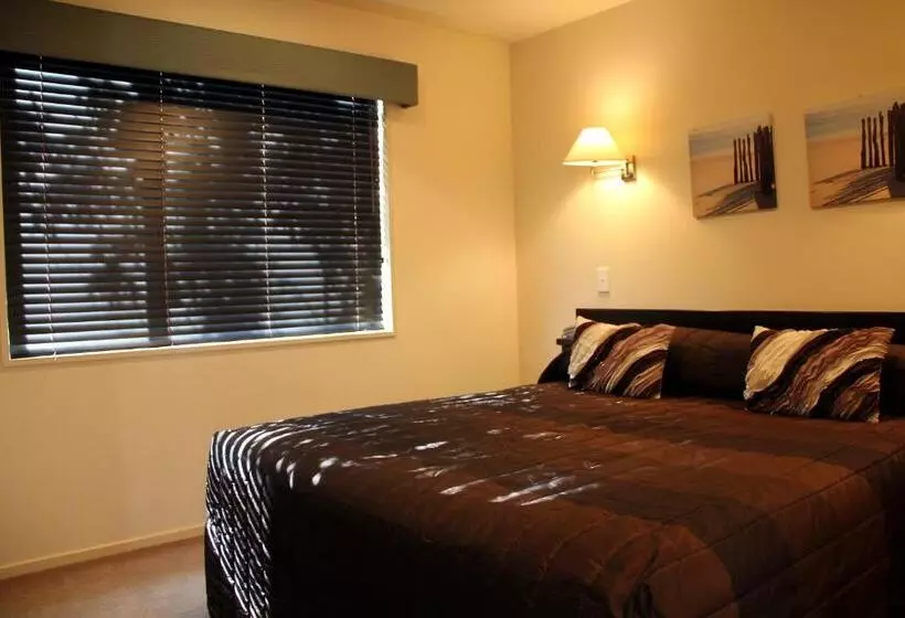 آپارتمان اجرایی 1 خوابه, Cedar Grove Motor Lodge