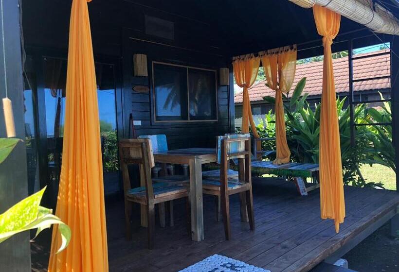 بانگلوی استاندارد, La Perle Tahaa