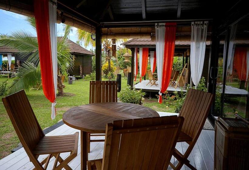 بانگلوی استاندارد, La Perle Tahaa