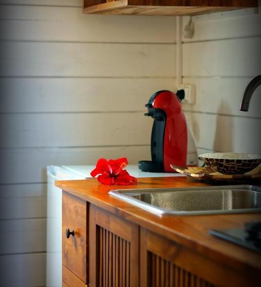 بانگلوی استاندارد, La Perle Tahaa