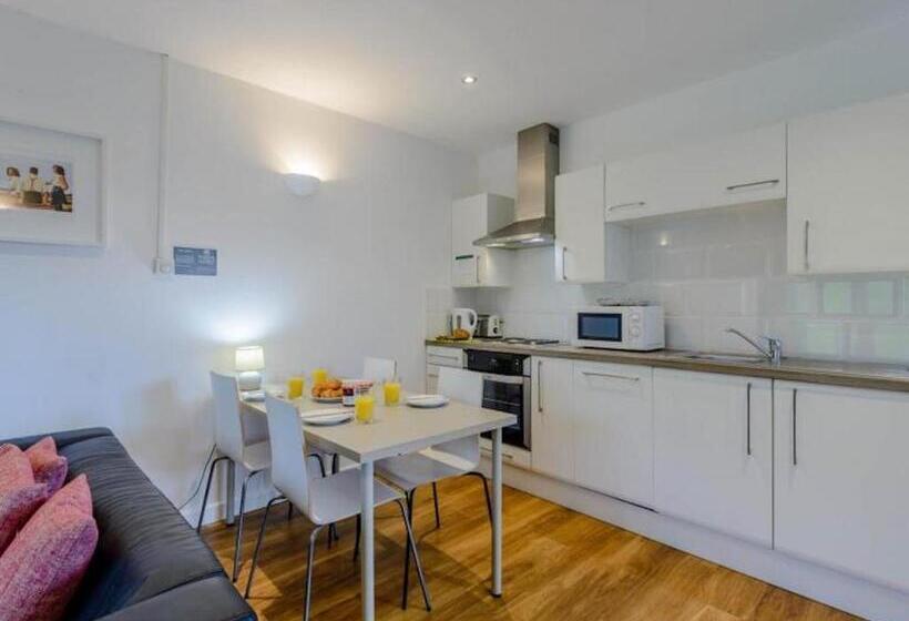 בית, 2 חדרי שינה, Rossendale Holiday Cottages & Spa