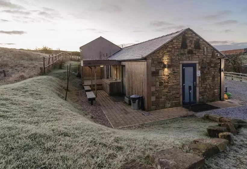 Basic-huone, Rossendale Holiday Cottages & Spa