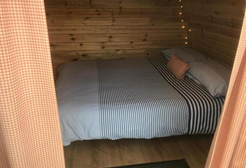 Номер Basic, Rossendale Holiday Cottages & Spa
