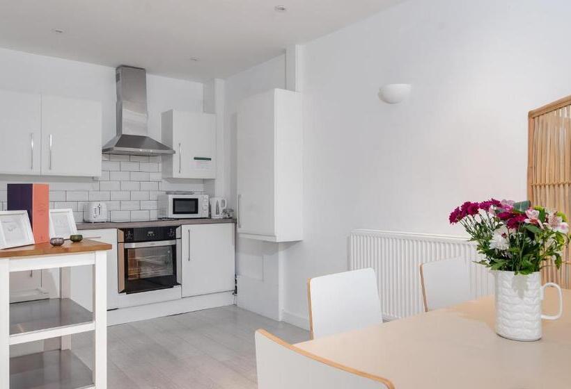 Студия Deluxe, Rossendale Holiday Cottages & Spa