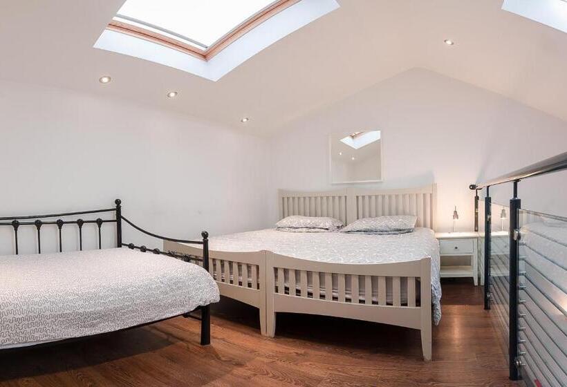 豪华小屋, Rossendale Holiday Cottages & Spa