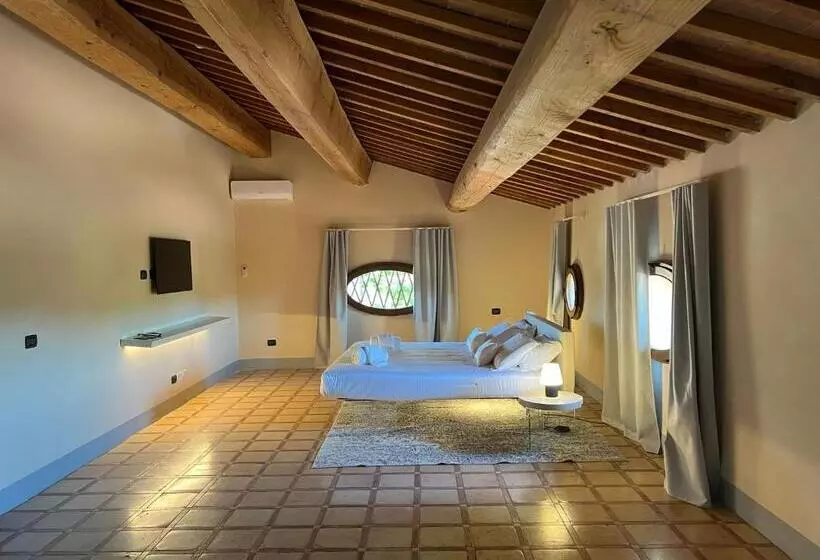 デラックススイート, Il Castello Di San Ruffino