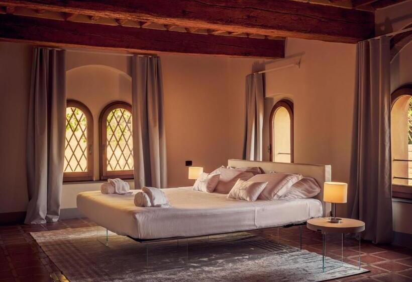 جناح ديلوكس, Il Castello Di San Ruffino