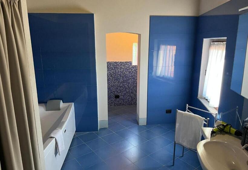 جناح سرير كينج, Il Castello Di San Ruffino