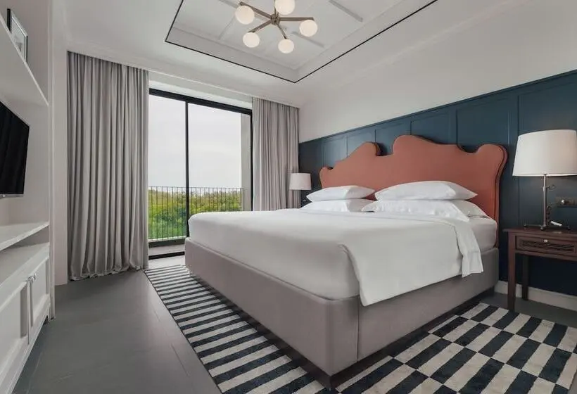 سوییت, Sugar Marina Hotel  Aviator  Phuket Airport