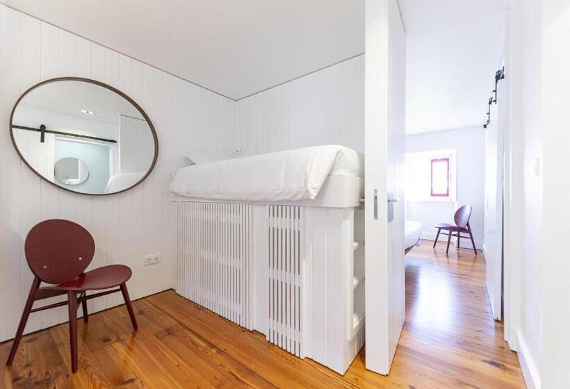 חדר משפחתי, Engenho Hostel