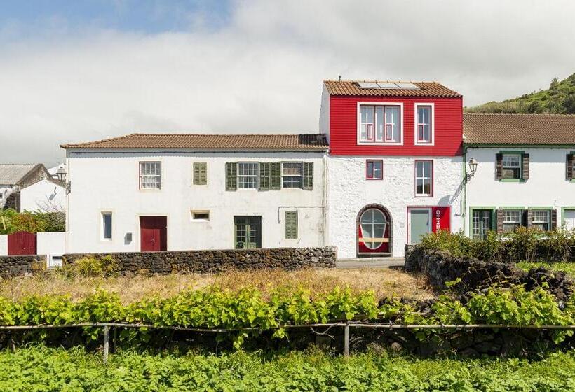 סוויטה, Engenho Hostel