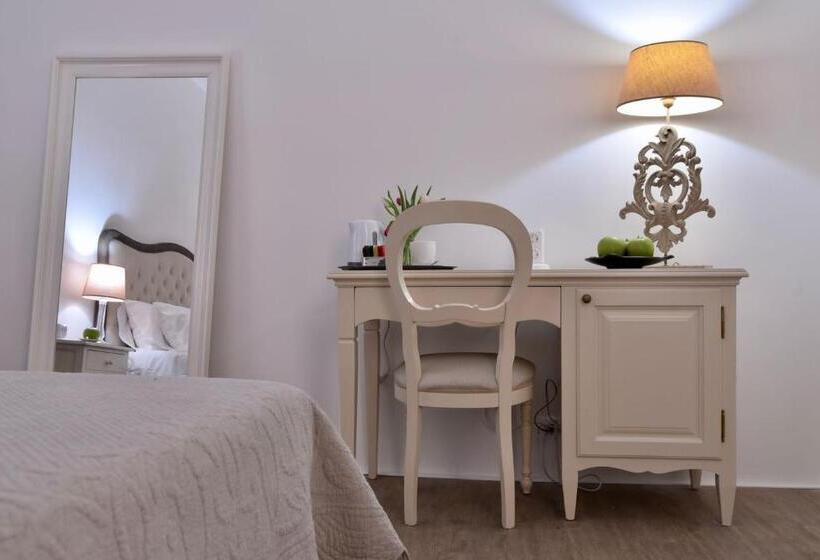 Deluxe Room, Palazzetto Barnaba