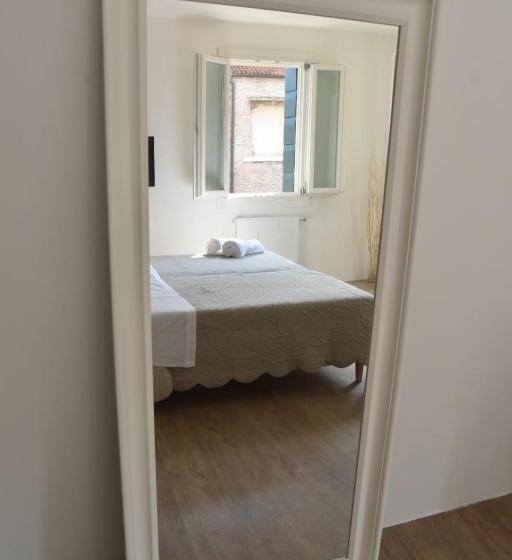 Deluxe Room, Palazzetto Barnaba