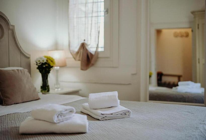 Standard Room with Terrace, Palazzetto Barnaba