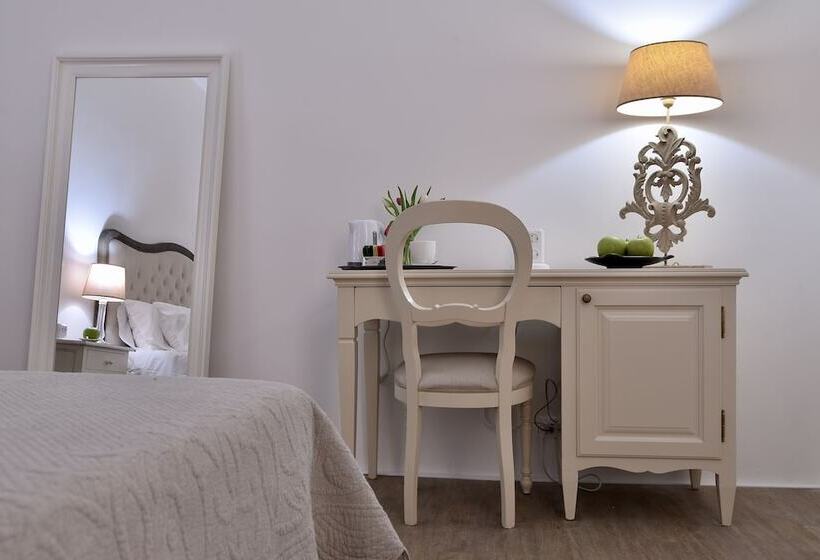 Deluxe Room, Palazzetto Barnaba