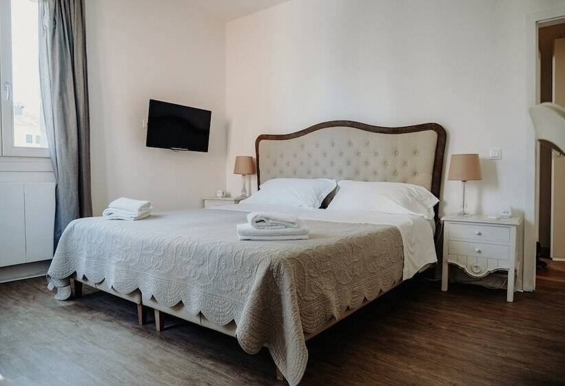 Deluxe Room, Palazzetto Barnaba