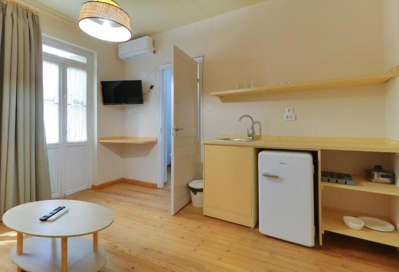 Студио Стандарт с Балконом, Athensvintage